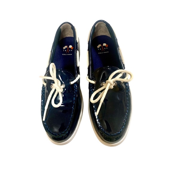 Cole Haan Pinch Women's Boat Shoes Patent Leather Navy Blue Size 7 - Picture 2 of 12